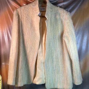 Vintage‎ 80’s cream wool jacket. Feels like mohair 44” chest 208